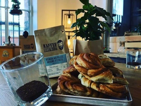 Degustacja kawy z Franzbrötchen w hamburskim Speicherstadt