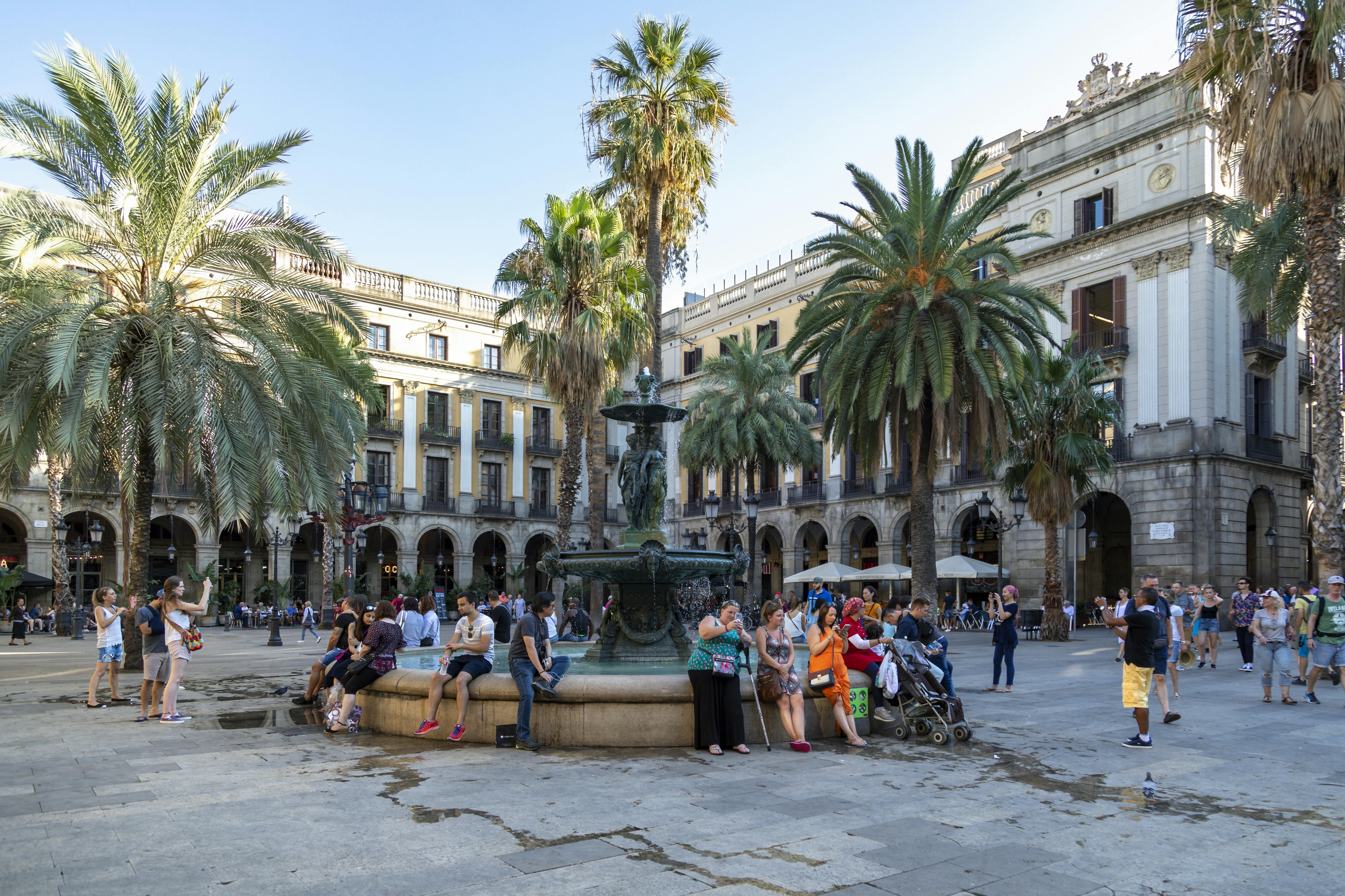 Barcelona Day & Night Tour