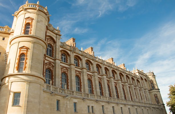 Private transfer to the castle of Saint-Germain-en-Laye