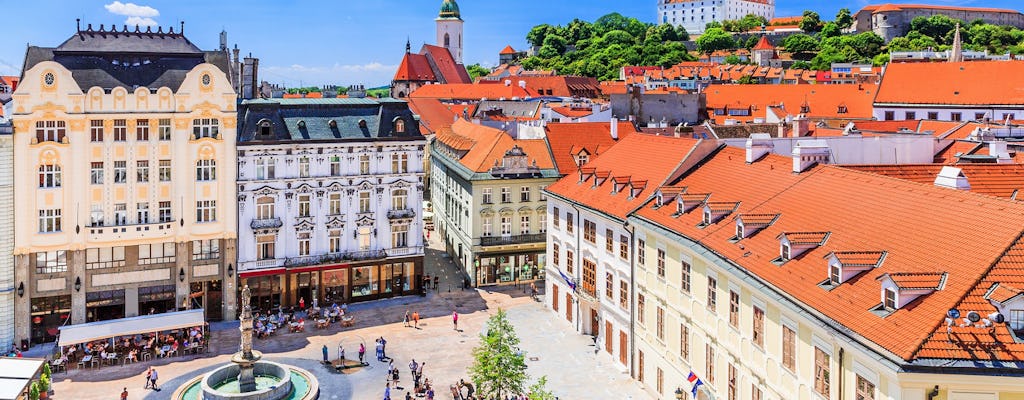 Visita privata di Bratislava e visita della fabbrica di cioccolato da Vienna