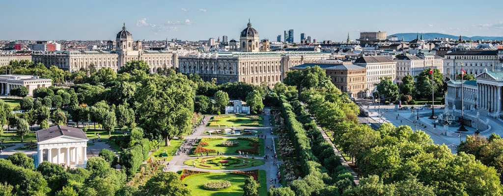 Vienna private tour from Budapest