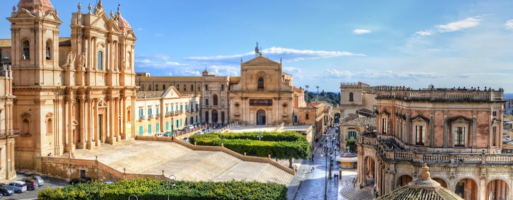 Noto historic center walking tour