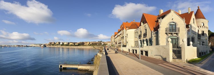 Getxo and Bizkaia bridge small-group tour