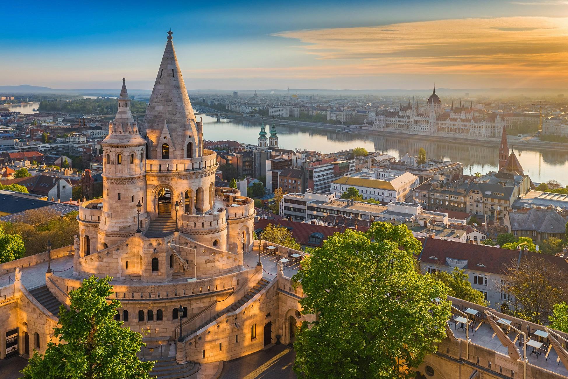 Excursão privada a Budapeste com traslado de luxo e guia local de Viena