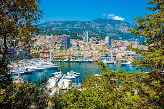 Excursión grupal de medio día a Eze, Mónaco y Montecarlo desde Niza