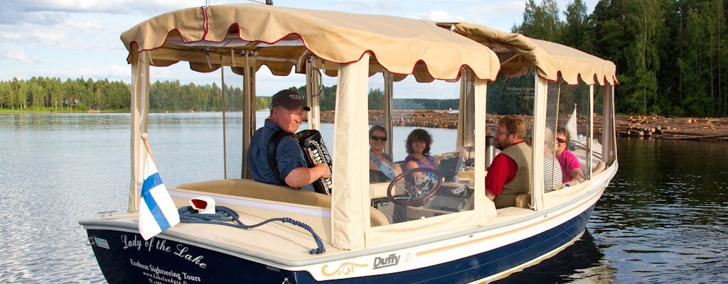 Listen to Saimaa stories on a sightseeing cruise