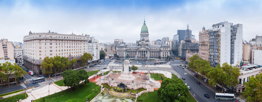 Premium-Stadtrundfahrt durch Buenos Aires mit Mittagessen im Humberto M-Boot