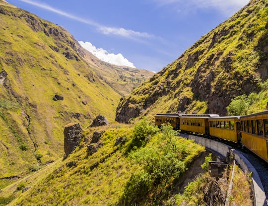 Train of the Devil's Nose and Ingapirca full-day tour
