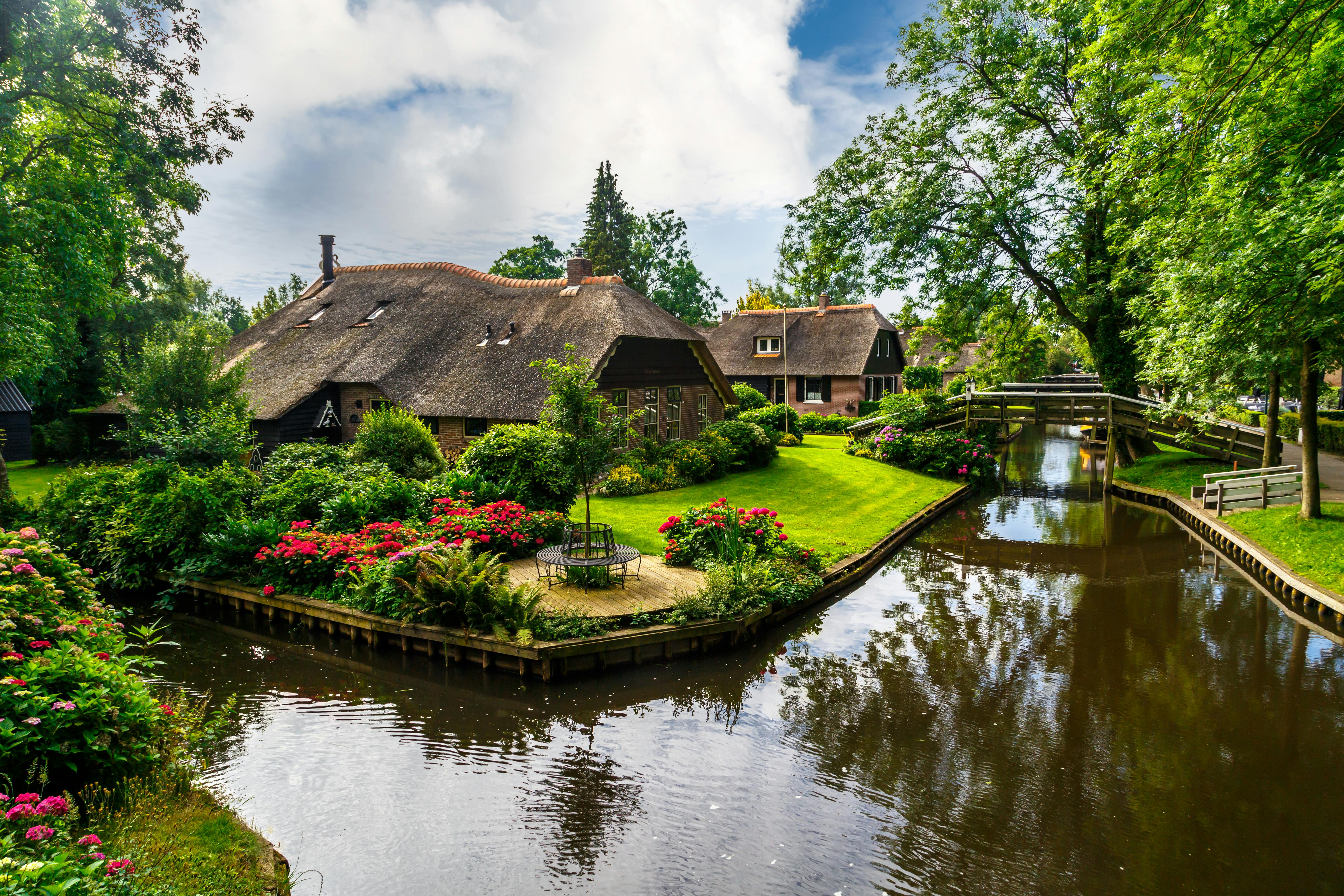 Giethoorn and North Netherlands private day trip