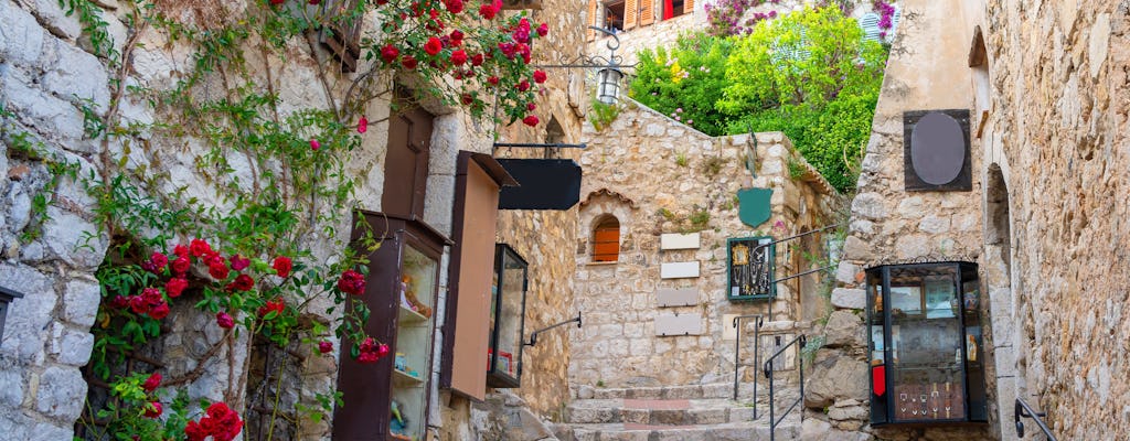 Excursion en groupe sur la Côte d'Azur et dans les villages médiévaux au départ de Nice