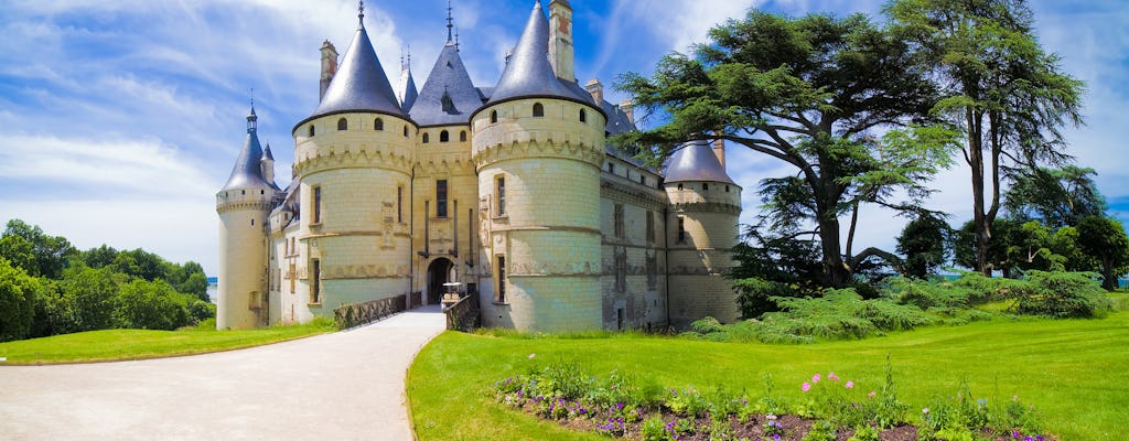 Privater Transfer zum Schloss Chaumont-sur-Loire ab Paris