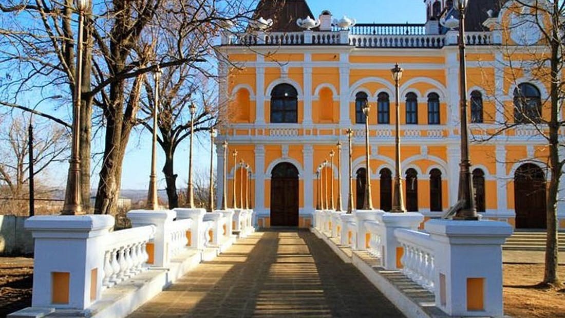 Maravilloso recorrido por la mansión Manuc Bei desde Chisinau