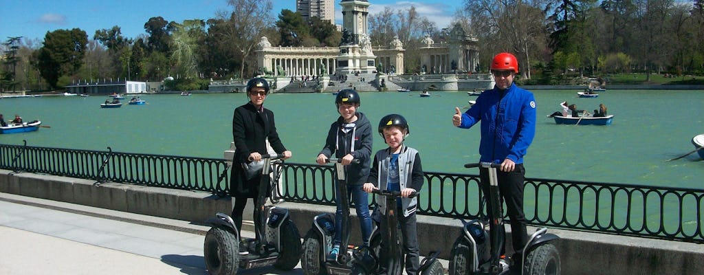 Tour privato in Segway di 2 ore di Madrid e del Parco del Retiro