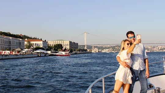 All-in-One-Istanbul-Tour mit Sonnenuntergangs-Yachtkreuzfahrt