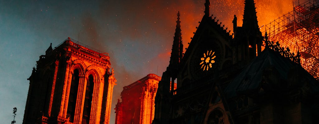 Tour privado pela Notre-Dame: antes, durante e depois do incêndio