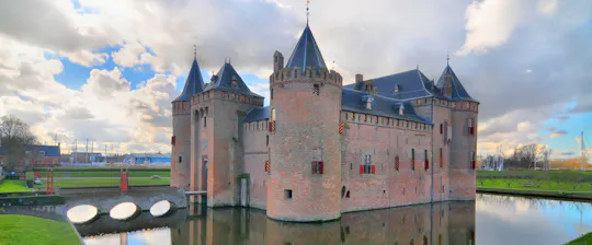 Luxe sightseeingtour Muiderslot inclusief privévervoer vanuit Amsterdam