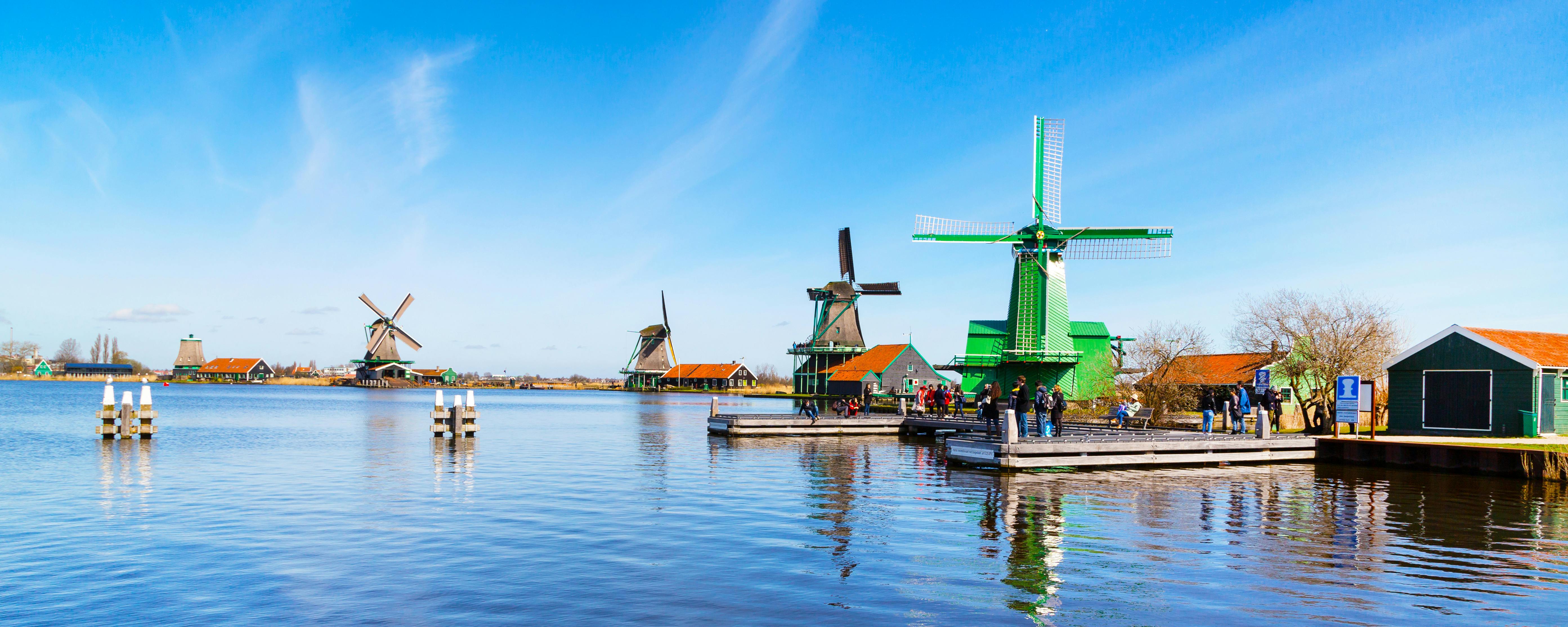 Excursion aux moulins à vent, dans une fromagerie et à Volendam avec transport privé