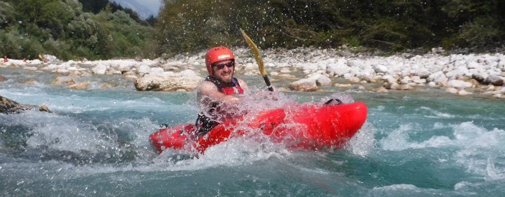 Cours de kayak en eau vive sur la rivière Soca au départ de Bovec