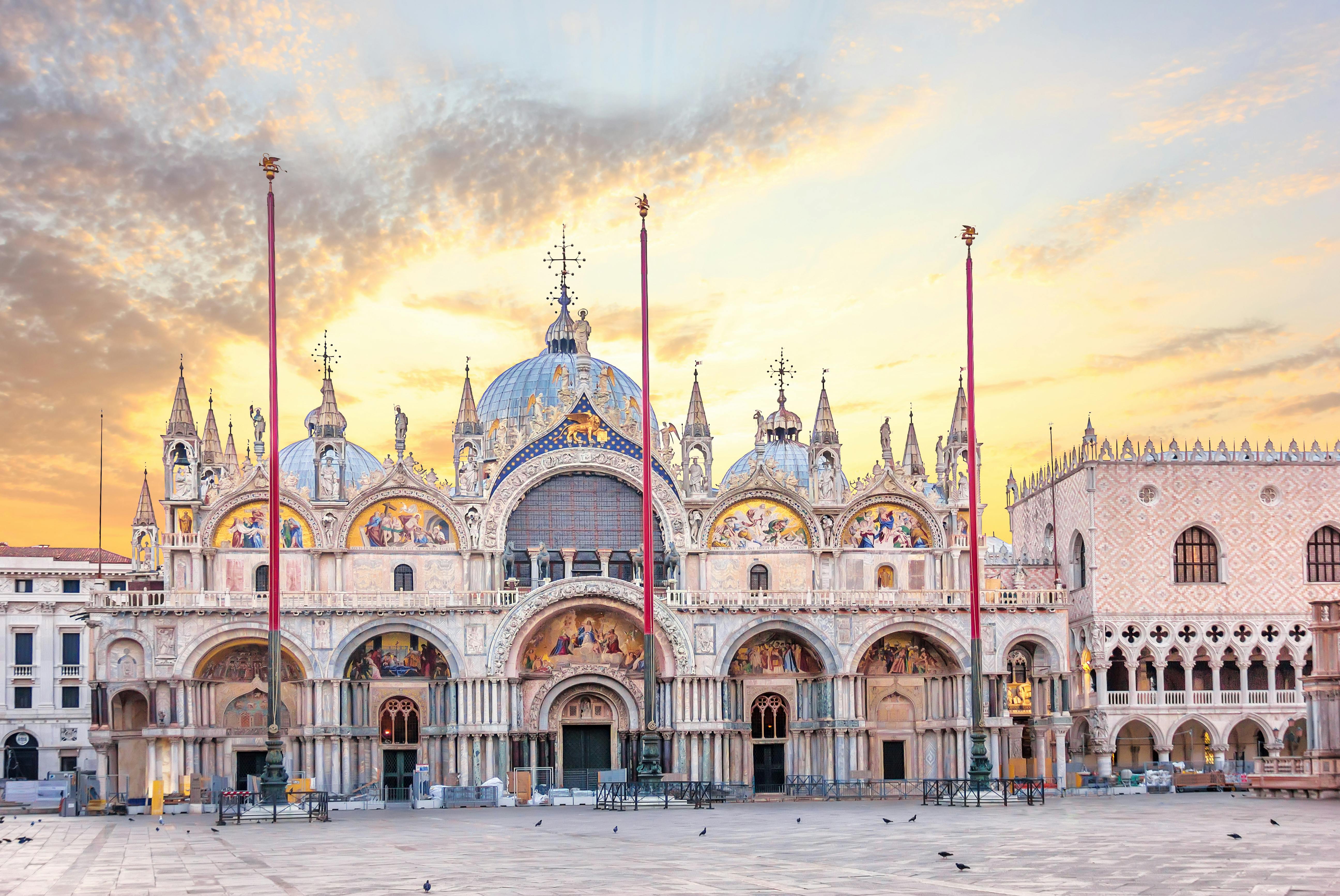 Dogen palatsi ja Pyhän Markuksen tuomiokirkko – opastettu vierailu Venetsiassa