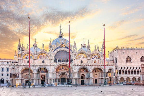 Dogen palatsi ja Pyhän Markuksen tuomiokirkko – opastettu vierailu Venetsiassa
