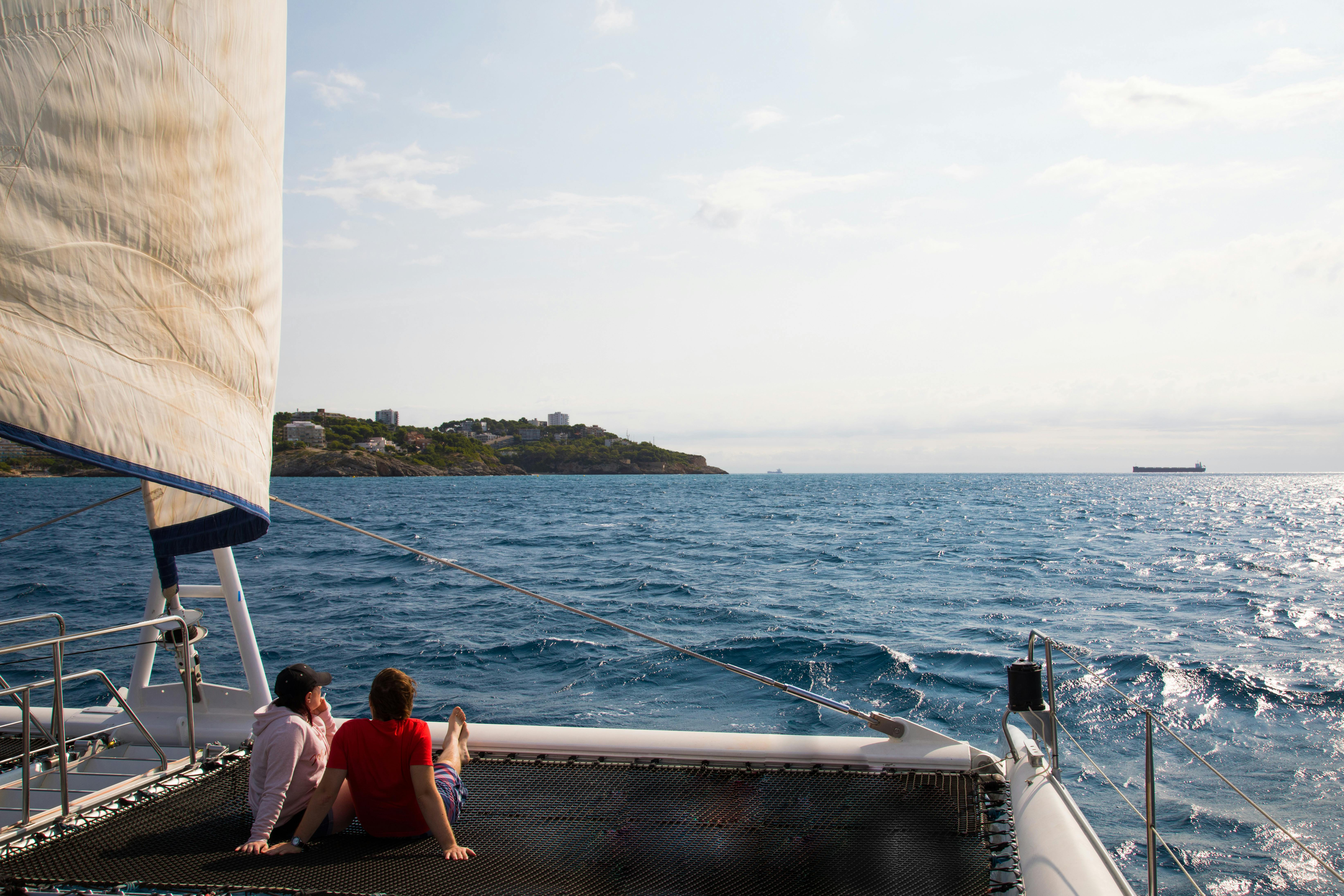 Croisière de 5 heures en catamaran avec barbecue sur la Costa Dorada