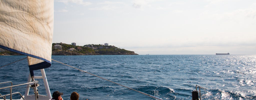 Croisière de 5 heures en catamaran avec barbecue sur la Costa Dorada