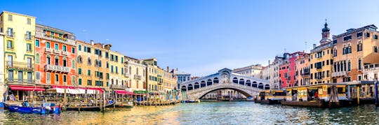 Private tour of Venice with La Fenice Theater audio guide