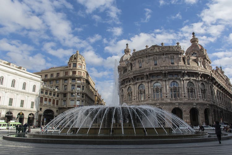 Private walking tour of Genoa