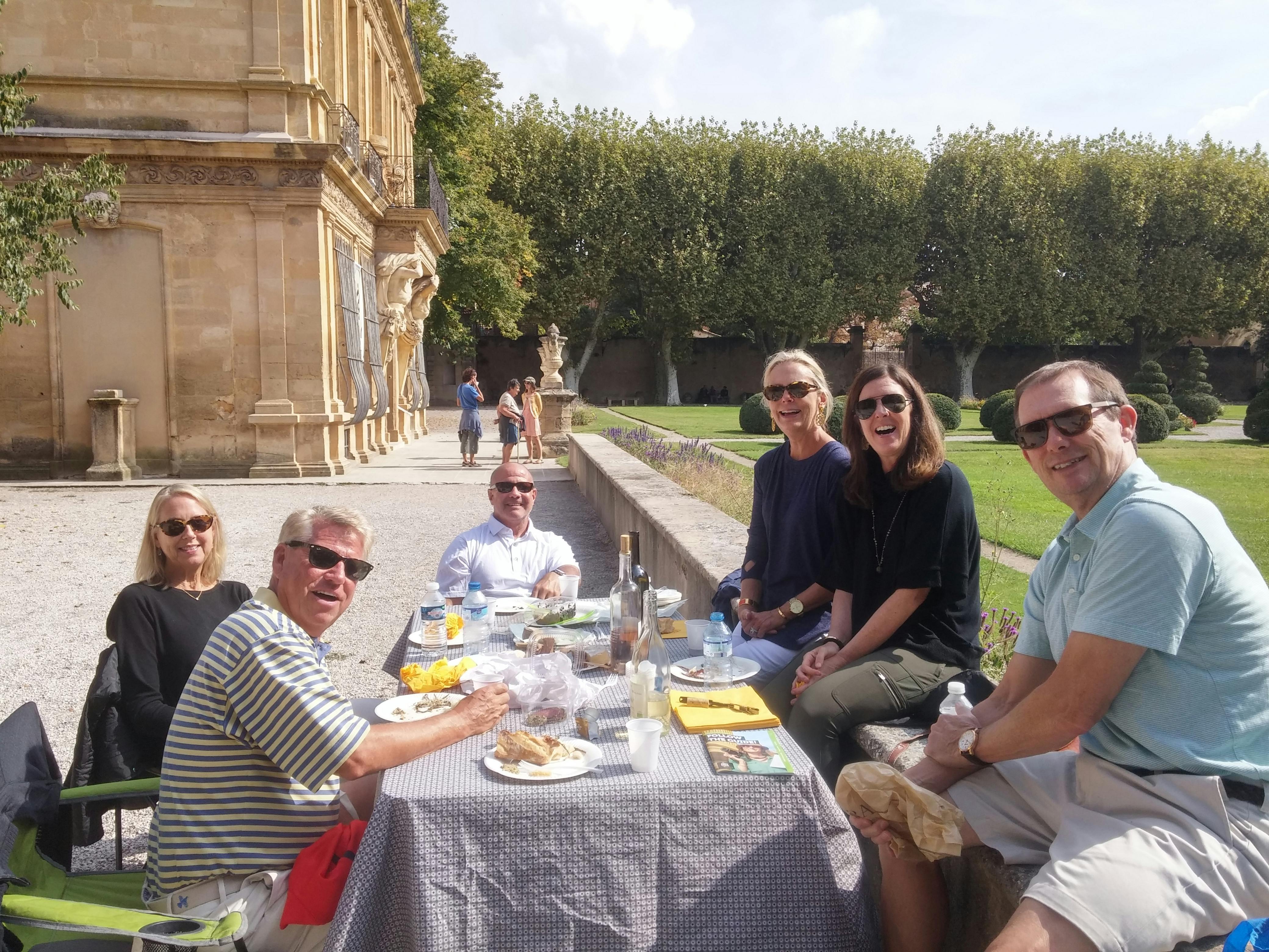Experiencia privada de picnic provenzal