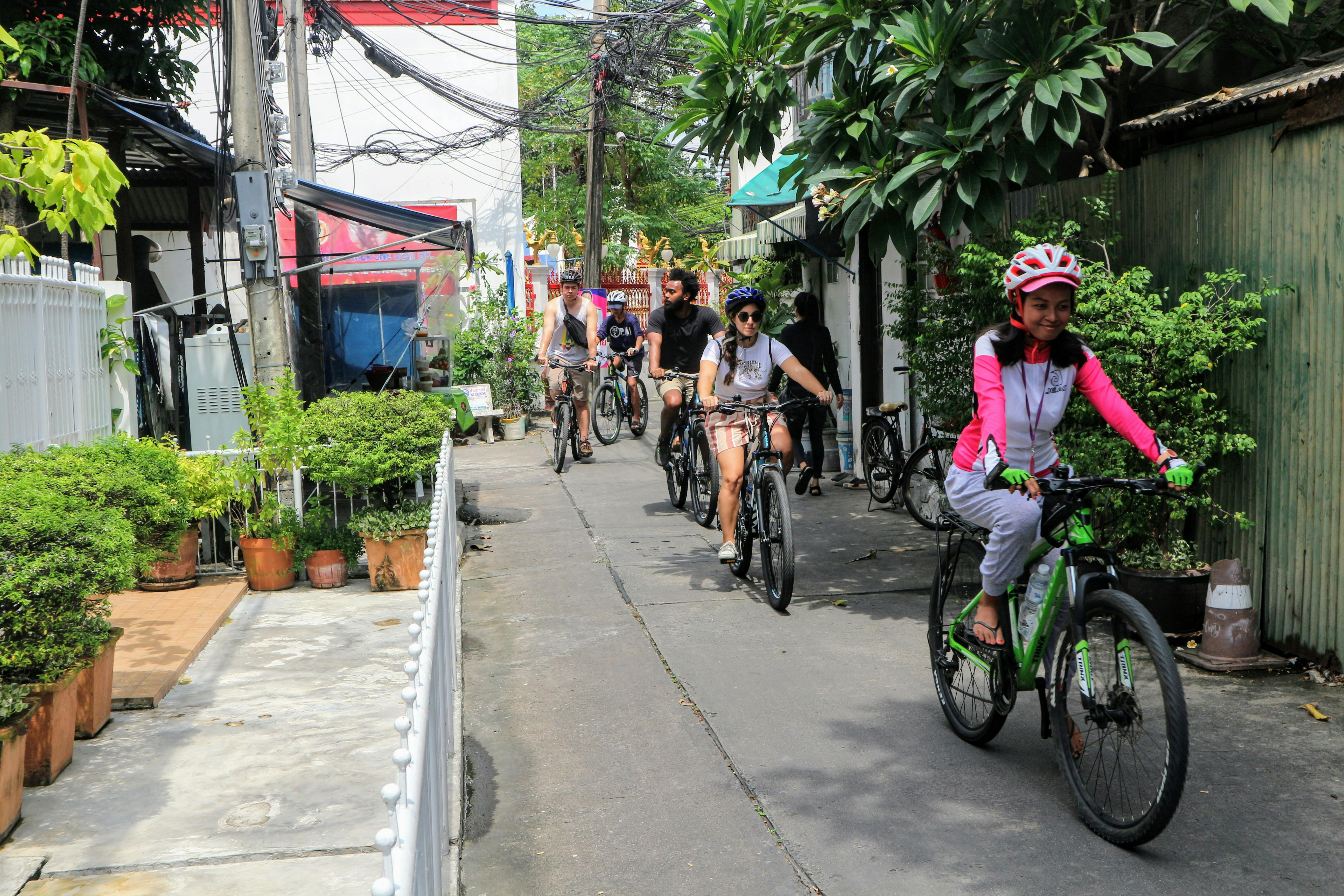 Fahrrad- und Kanalbootstour durch Bangkok mit Mittagessen