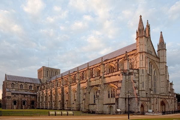 Private full-day tour passing Winchester, Stonehenge and Salisbury