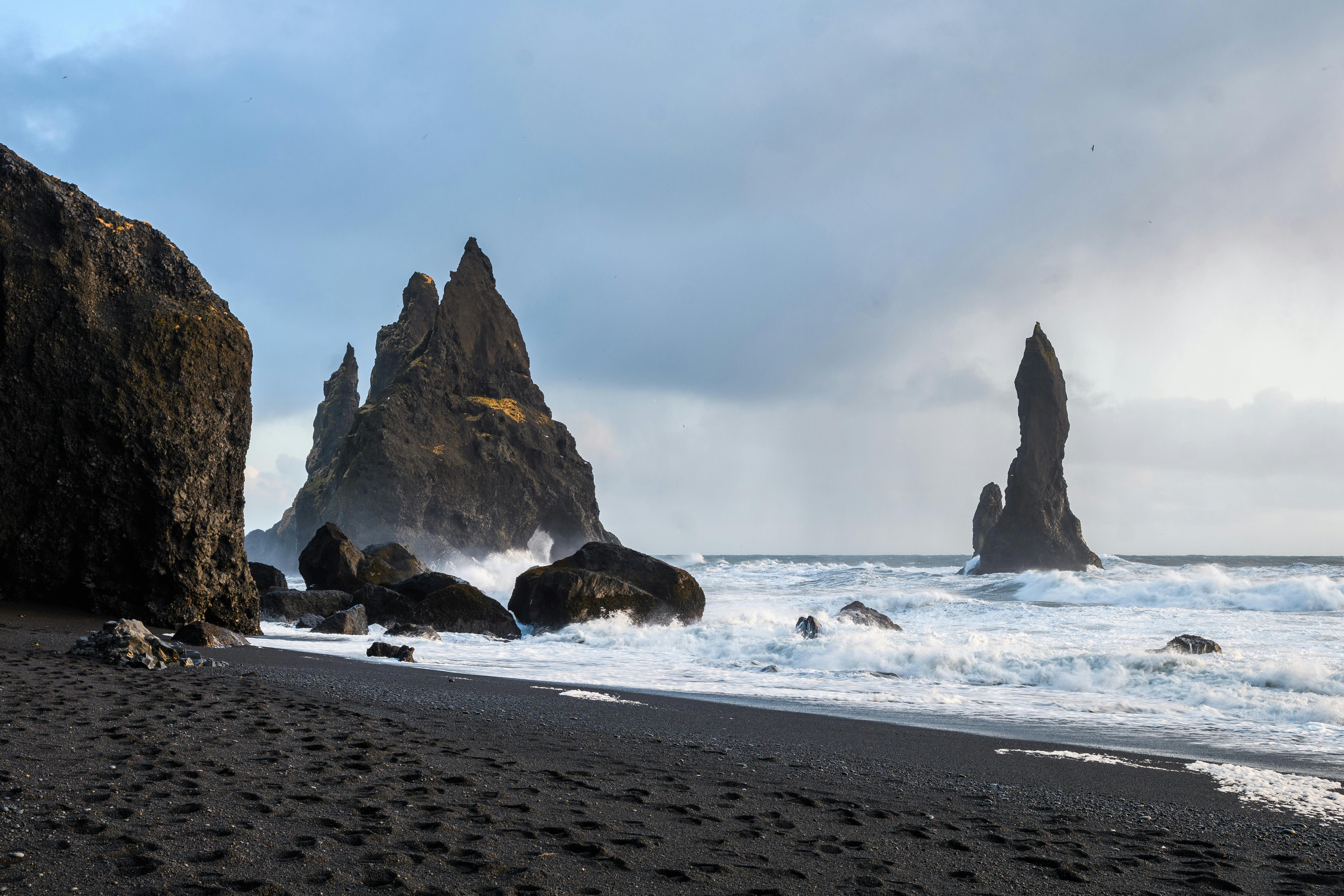 Praia de Areia Negra em Reynisfjara