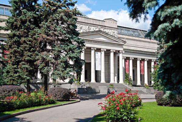 Private skip-the-line tour to Pushkin Arts Museum in Moscow