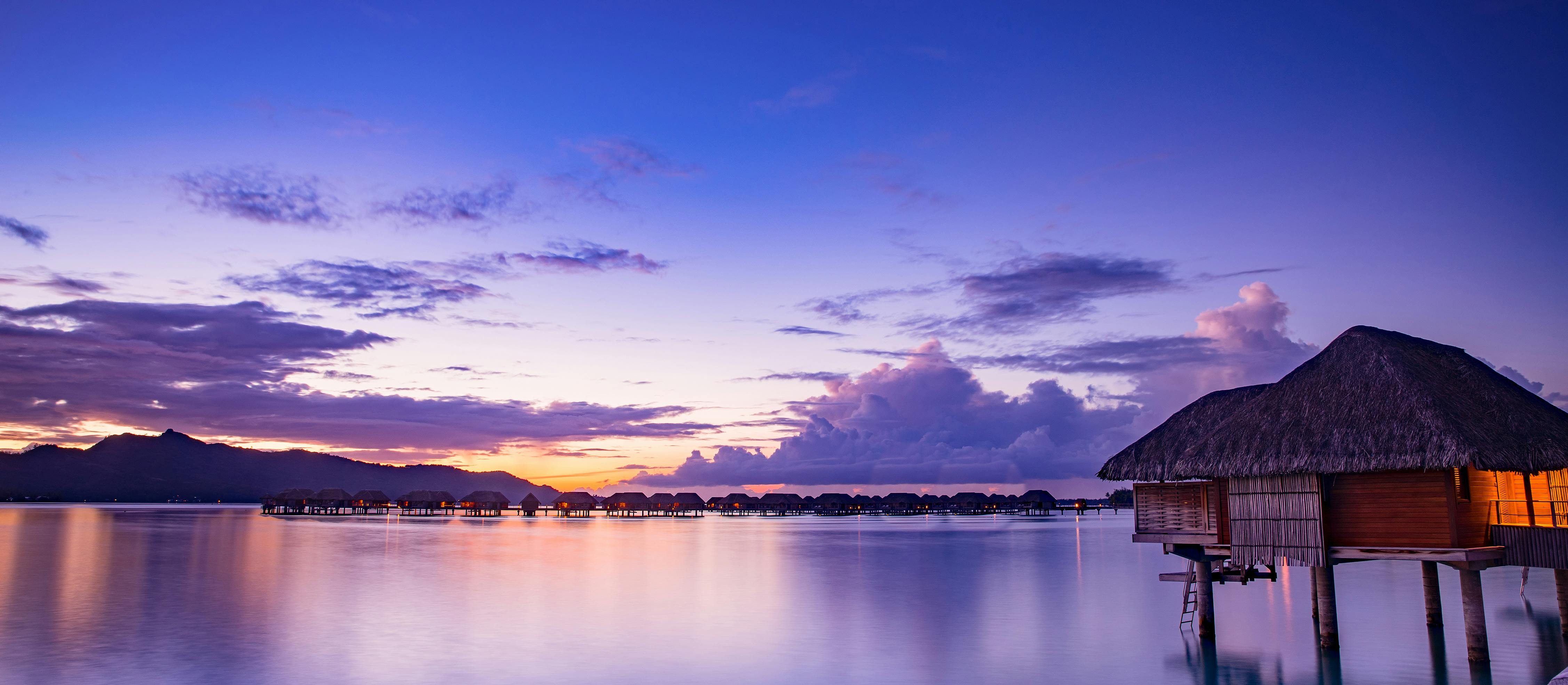 Private cruise at sunset in Bora Bora Musement