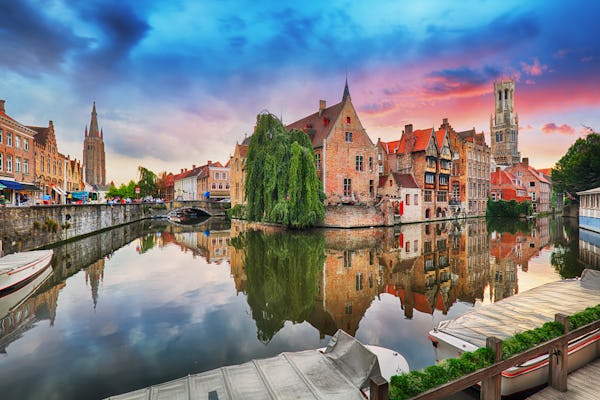 Tour privato in giornata di Bruges da Amsterdam incluso tour in barca