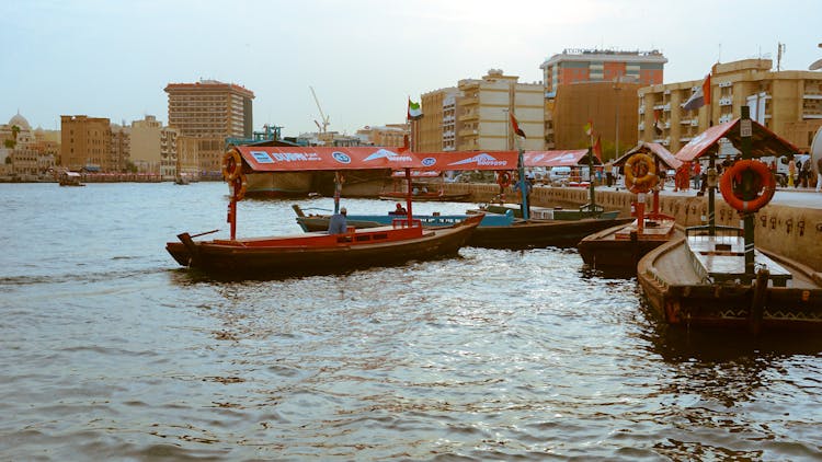 Private half-day Dubai city tour with lunch at Sheikh Mohammed Centre for Cultural Understanding