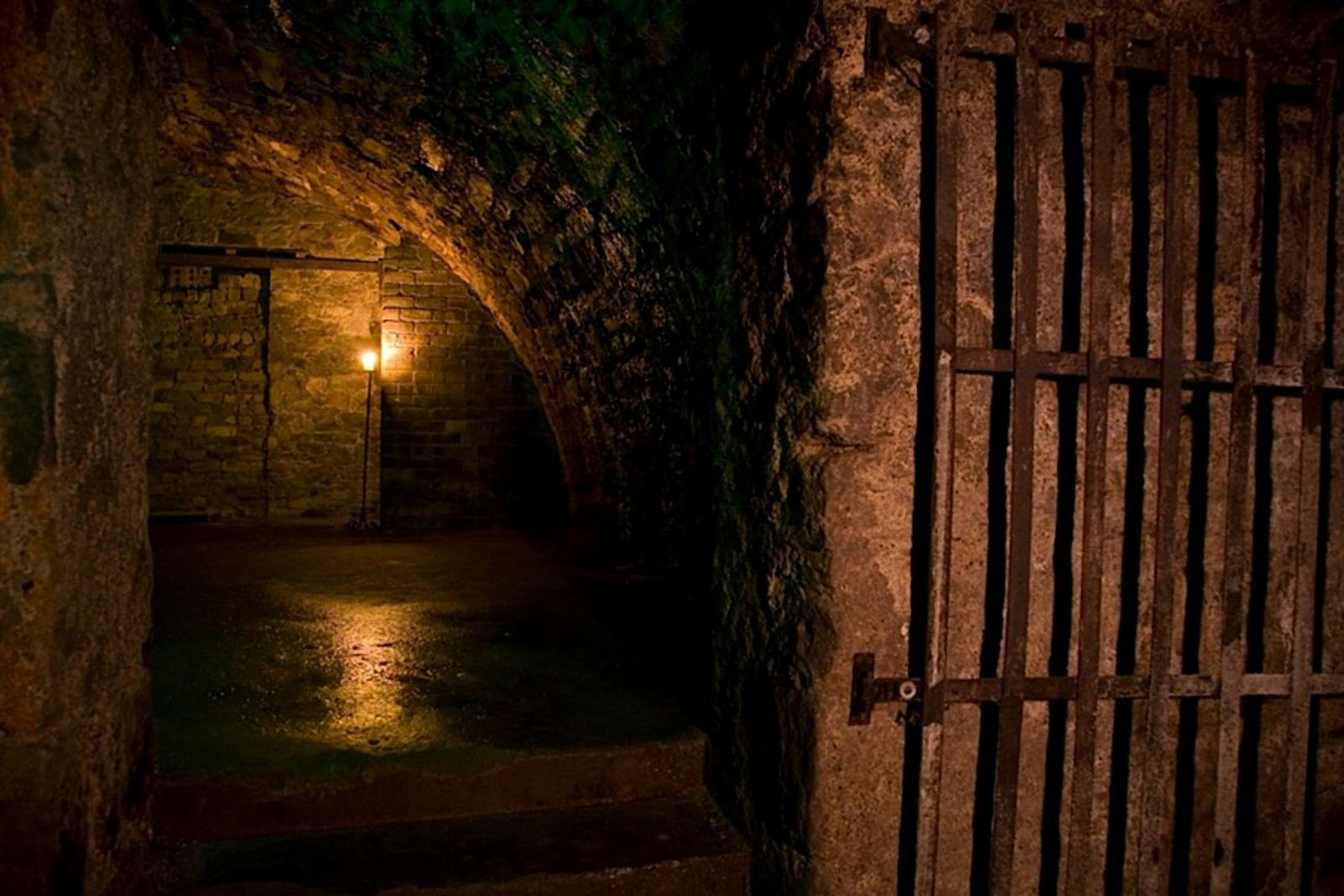 O tour dos Vaults Assombrados de Edimburgo