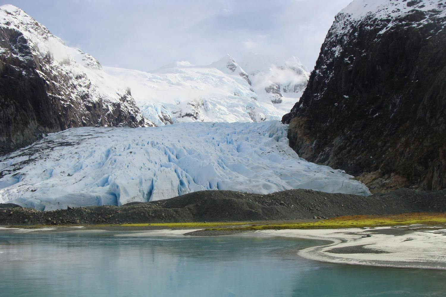 Crociera sui ghiacciai Balmaceda e Serrano con pranzo tradizionale della Patagonia