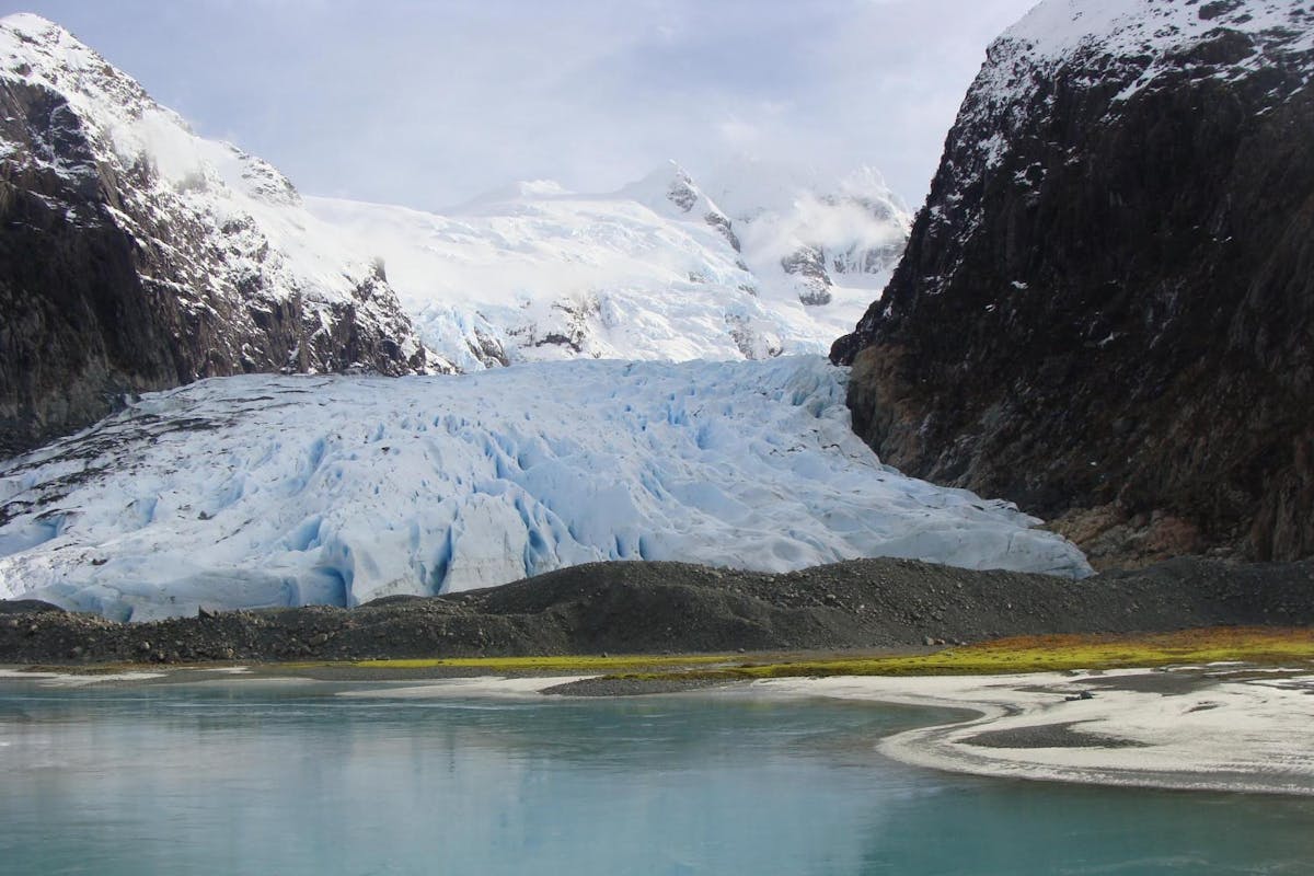 Balmaceda- en Serrano-gletsjercruise met traditionele Patagonische lunch