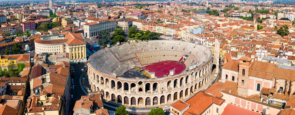 Tour privado de um dia inteiro por Verona