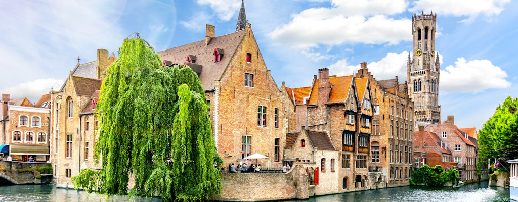 Self guided tour with interactive city game of Bruges