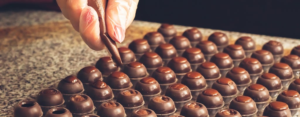 Chocolate-making workshop in Paris