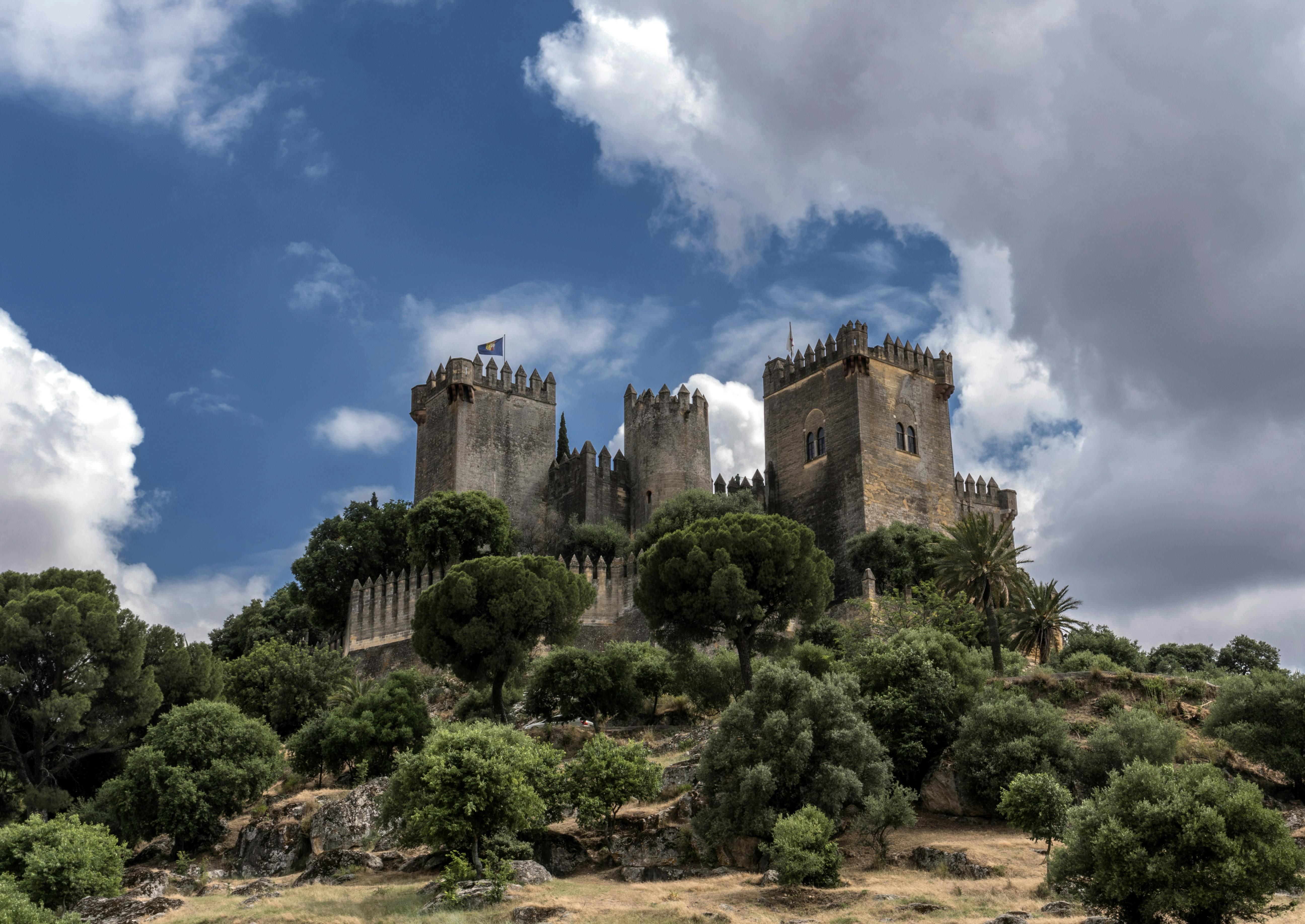 Recorrido con visita a Medina Azahara y el castillo de Almodóvar