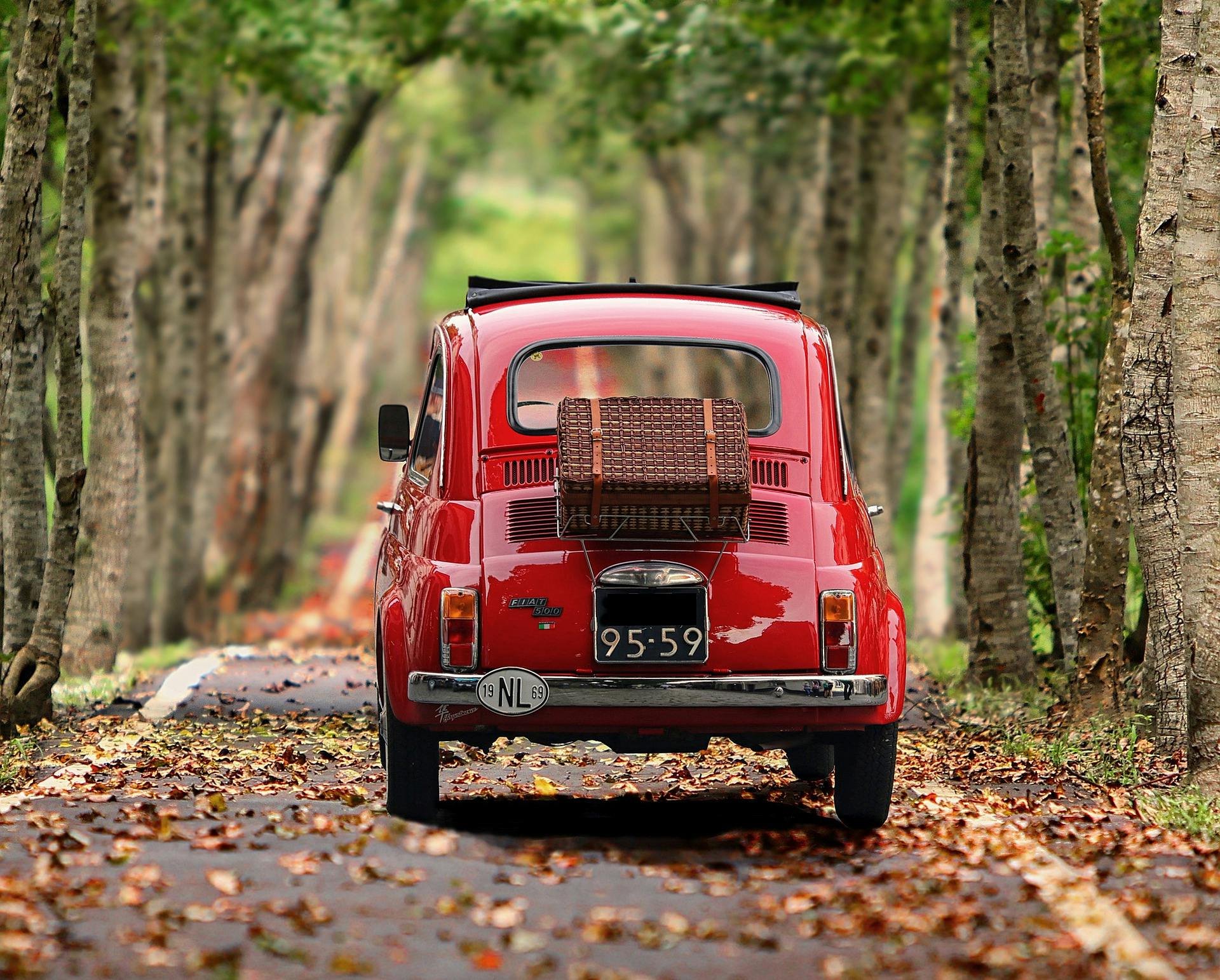 Vintage Fiat 500 Tuscan country tour from Florence