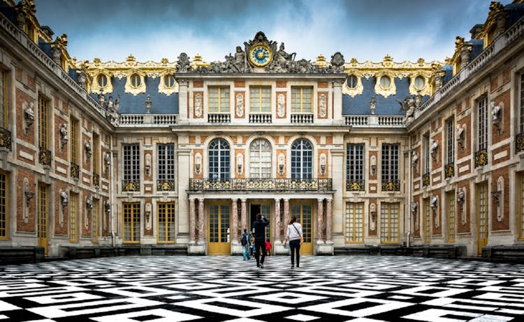 Full-day excursion to Versailles from Paris
