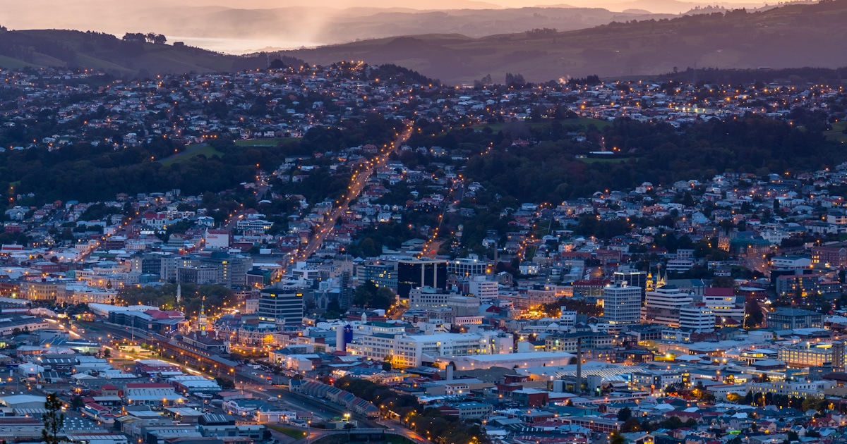 Welcome to Dunedin: What to Do, What to Book, and How to Plan It (Tips + FAQ)