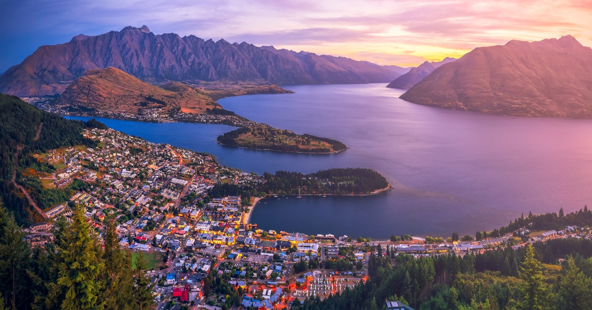 Queenstown: What to Do, What to Book, and How to Plan It (Tips + FAQ) Queenstown: What to Do, What to Book, and How to Plan It (Tips + FAQ)