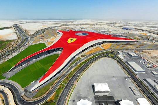 Tickets voor Ferrari World Abu Dhabi