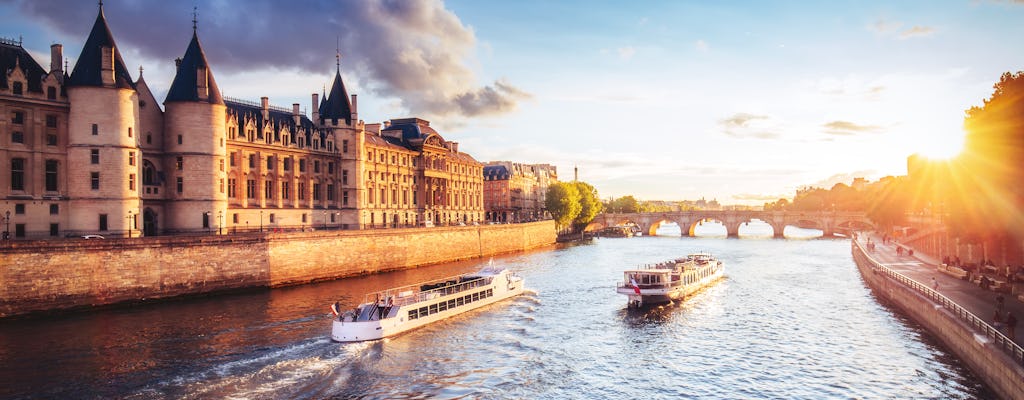 Paris city tour with Seine cruise