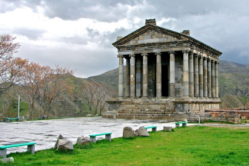 Гарни храм фото Гарни храм фото